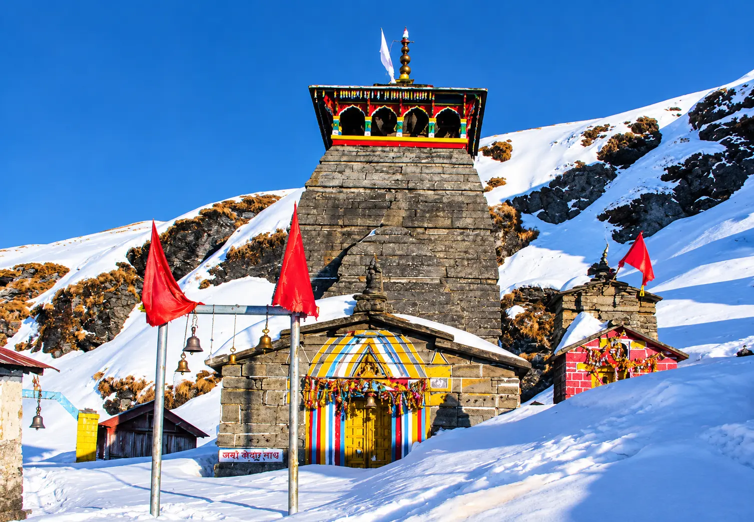 Tungnath Temple on the ridge above Chopta